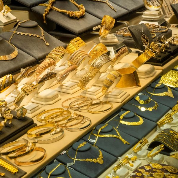 goldanakuf-berlin-hellersdorf-hauptstadtgold-gold-schmuck-tresen-ketten