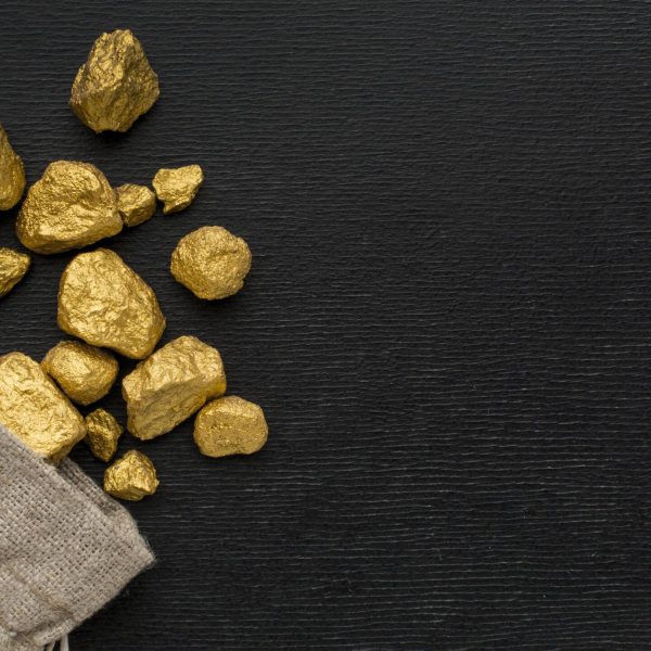 top-view-gunny-sack-with-gold-ore-min